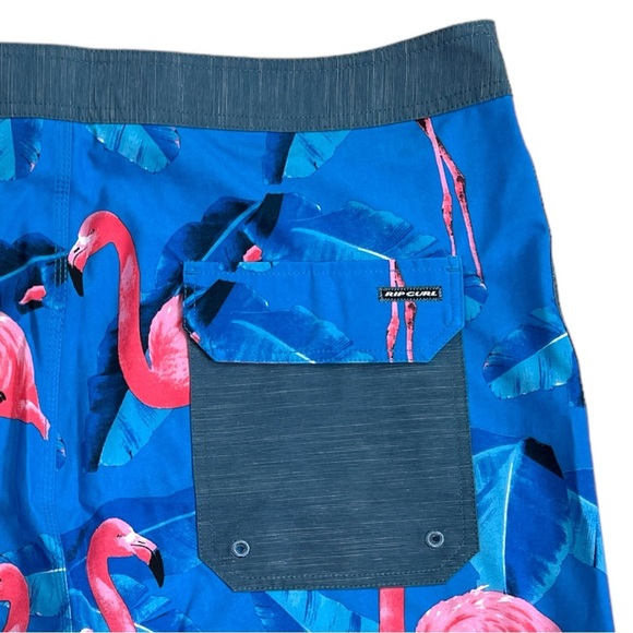 NWT Rip Curl Mirage Ultimate 18” Boardshorts size 36 in Blue Flamino Print - Picture 7 of 7